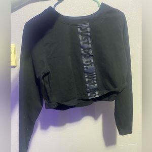 Cropped Nikes just do it black